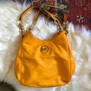 🌞 Michael Kors 🌞 Yellow with gold chain purse